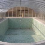 Бетонный двухуровневый бассейн 